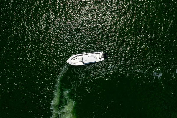 34ft Reef Runner Yacht For Sale