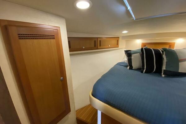 VAQUERO 40ft Cabo Yacht For Sale