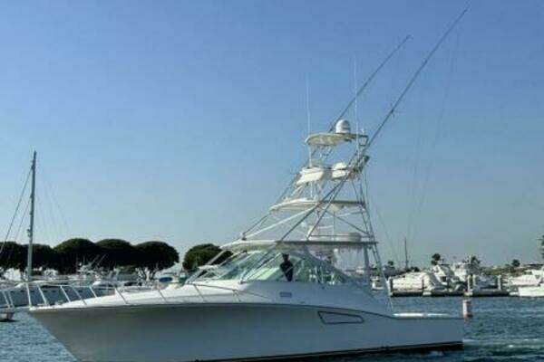 Cabo 40 Express Yacht For Sale