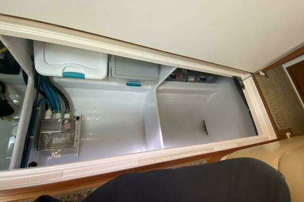 Cabo 40 Express Yacht For Sale