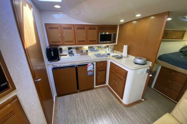 VAQUERO 40ft Cabo Yacht For Sale