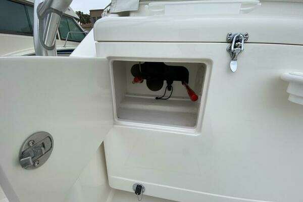 Cabo 40 Express Yacht For Sale