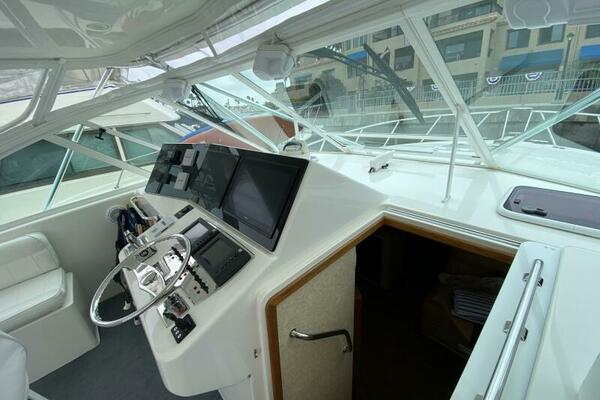 VAQUERO 40ft Cabo Yacht For Sale