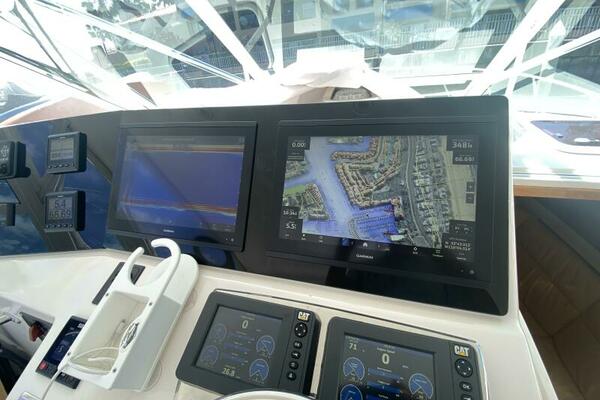 VAQUERO 40ft Cabo Yacht For Sale