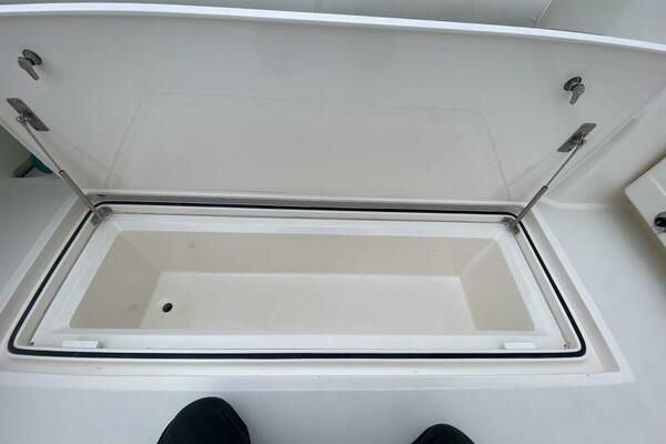 VAQUERO 40ft Cabo Yacht For Sale