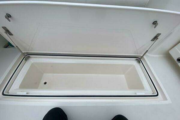 Cabo 40 Express Yacht For Sale