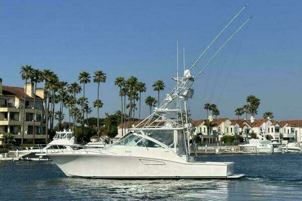 Cabo 40 Express Yacht For Sale