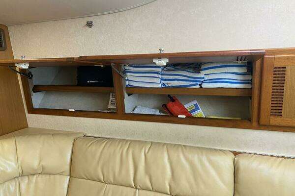 Photo of the 2006 Cabo 40 Express "VAQUERO"