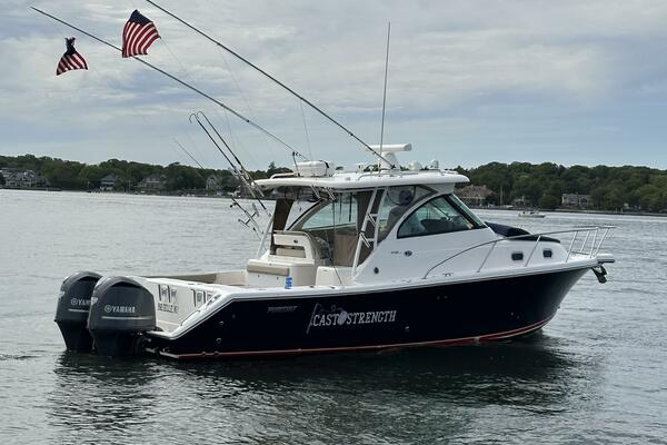 Cast Strength 36ft Pursuit Yacht For Sale