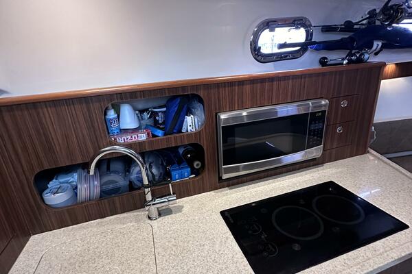 Cast Strength 36ft Pursuit Yacht For Sale