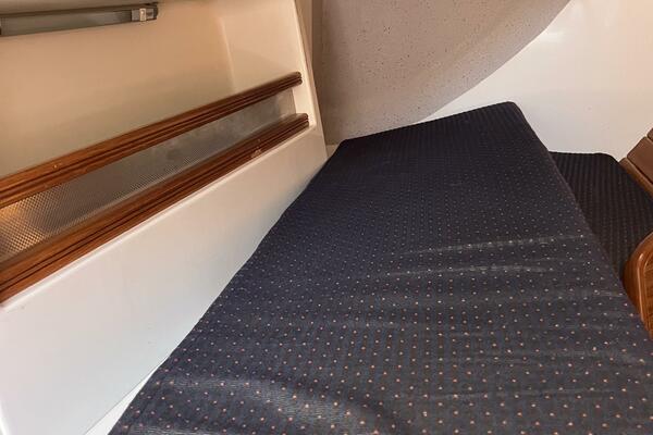 Relentless 31ft Sydney Yacht For Sale