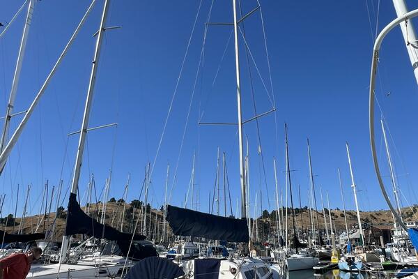 Relentless 31ft Sydney Yacht For Sale