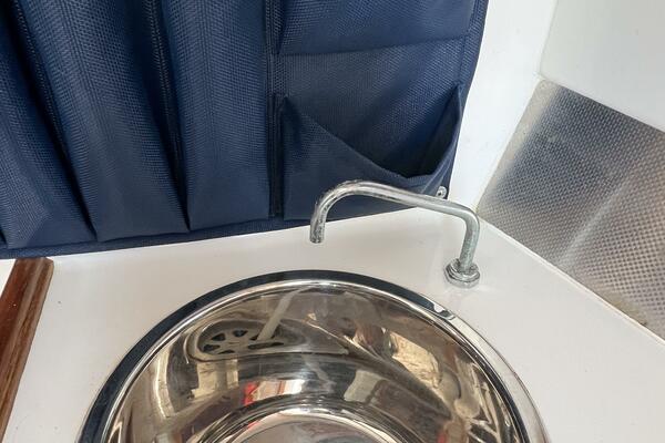 Relentless 31ft Sydney Yacht For Sale