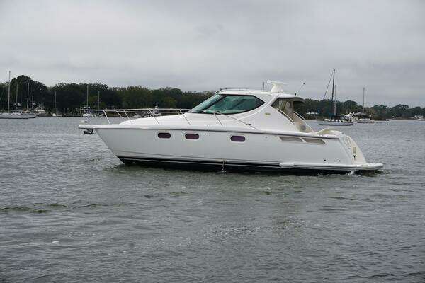 2007 Tiara Yachts 39
