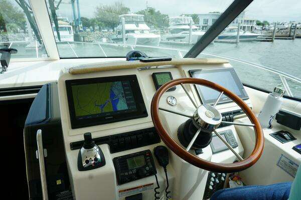 2007 Tiara Yachts 39