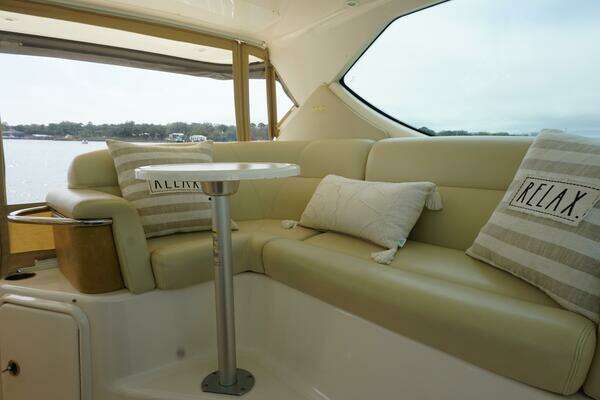 2007 Tiara Yachts 39