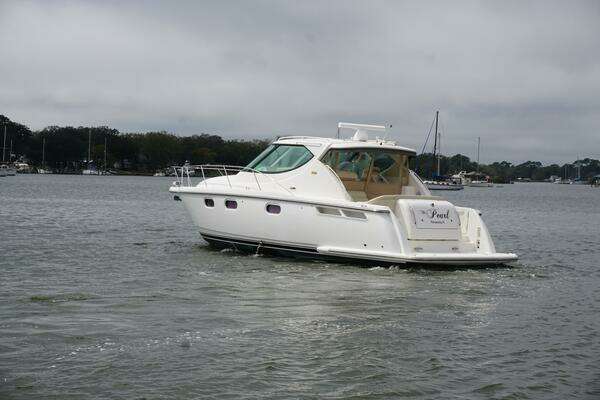 2007 Tiara Yachts 39