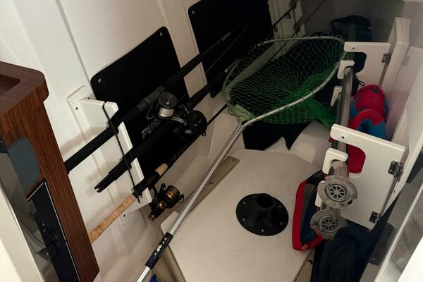 29ft Pursuit Yacht For Sale