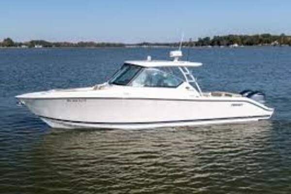 29ft Pursuit Yacht For Sale