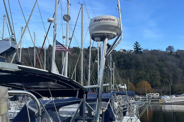 UPBEAT 36ft C amp C Yacht For Sale