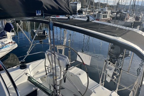 UPBEAT 36ft C amp C Yacht For Sale