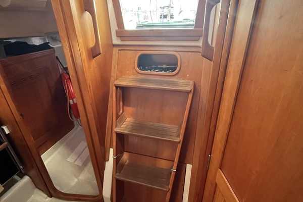 UPBEAT 36ft C amp C Yacht For Sale