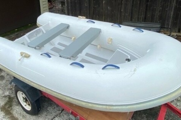 UPBEAT 36ft C amp C Yacht For Sale