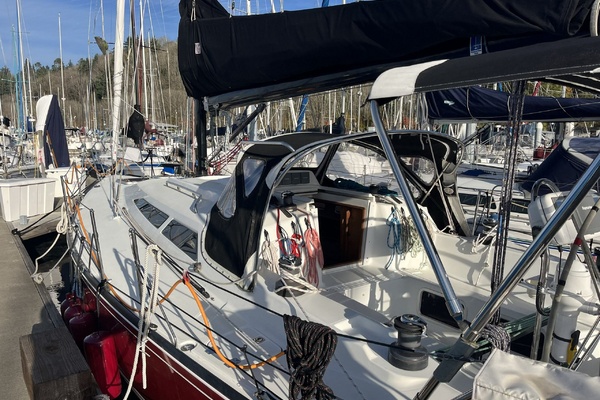 UPBEAT 36ft C amp C Yacht For Sale