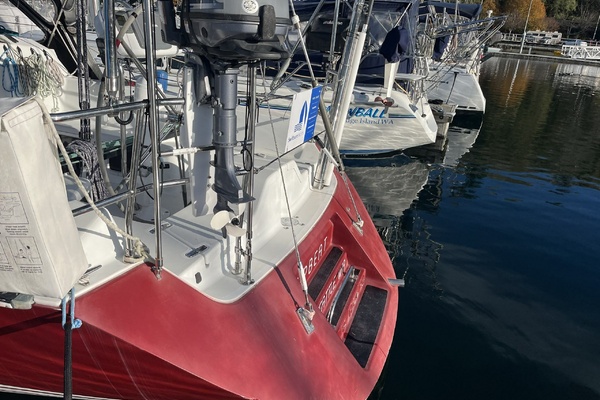 UPBEAT 36ft C amp C Yacht For Sale