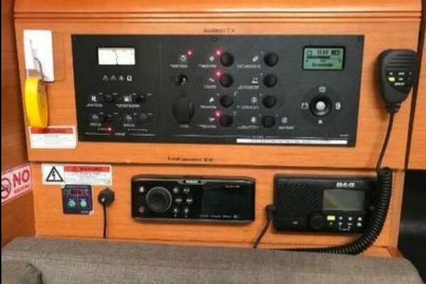 42ft Jeanneau Yacht For Sale