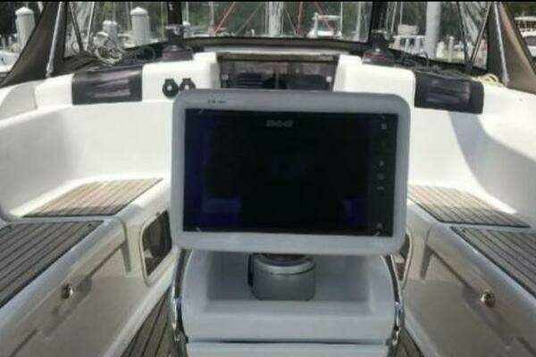 Photo of the 2016 Jeanneau 419