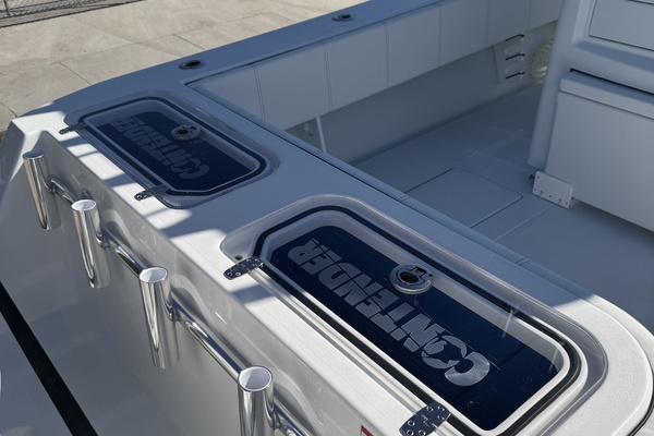 32ft Contender Yacht For Sale