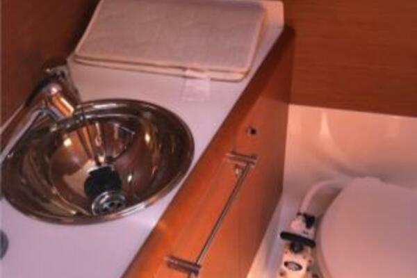 Zephyr 42ft Jeanneau Yacht For Sale