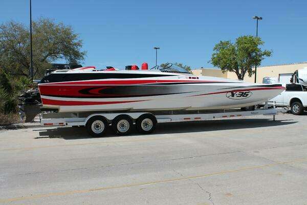 2004Spectre 36 ft