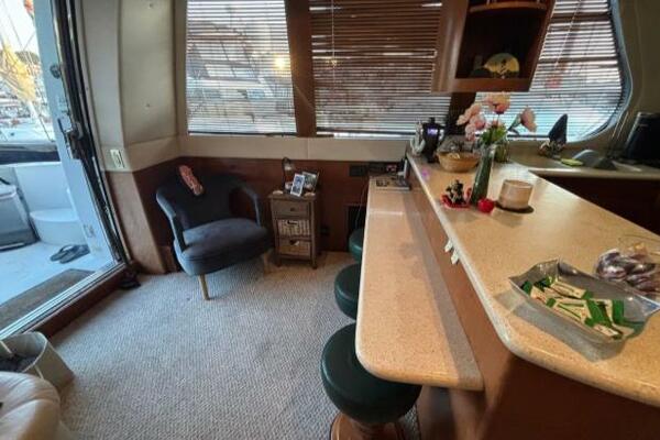 Moonstruck 53ft Carver Yacht For Sale