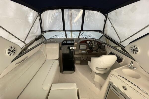 28ft Regal Yacht For Sale