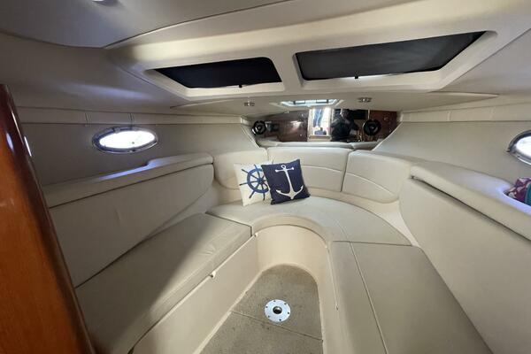 28ft Regal Yacht For Sale