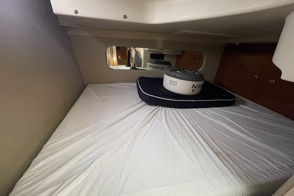 28ft Regal Yacht For Sale