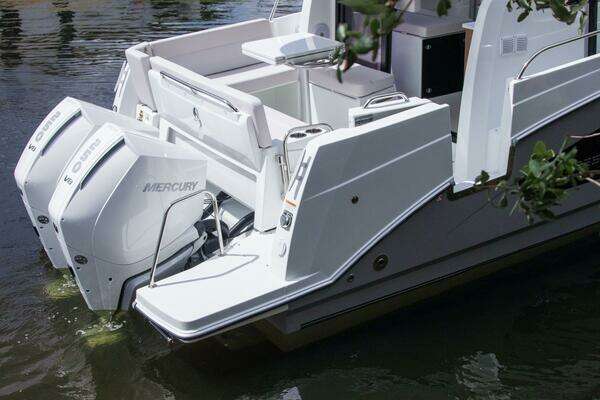 Photo of the 2026 Beneteau Antares 9