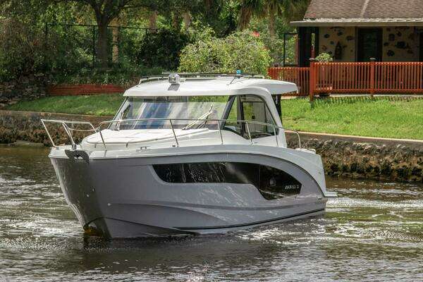 Photo of the 2026 Beneteau Antares 9