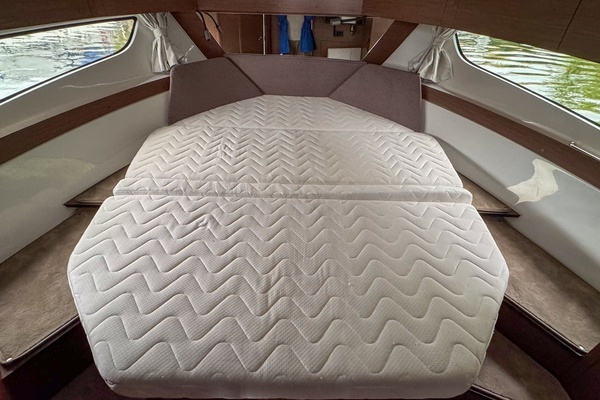 Beneteau Antares 11 Yacht For Sale