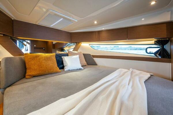 36ft Beneteau Yacht For Sale