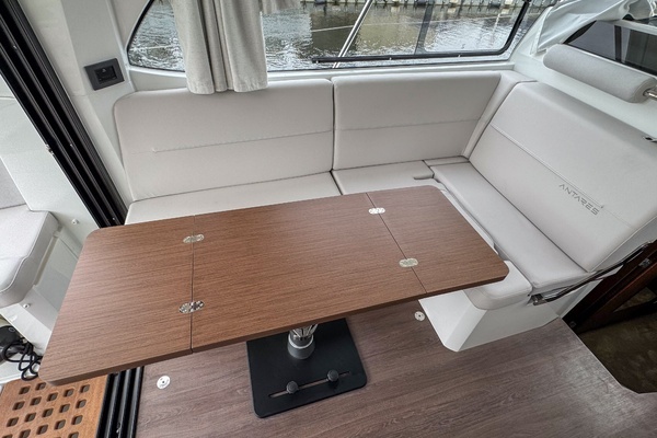 Beneteau Antares 11 Yacht For Sale