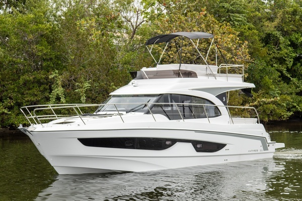 Photo of the 2026 Beneteau Antares 11