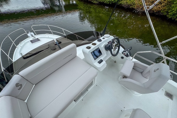 Beneteau Antares 11 Yacht For Sale