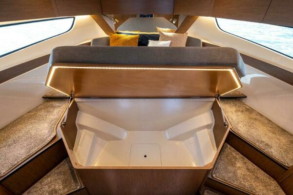 36ft Beneteau Yacht For Sale