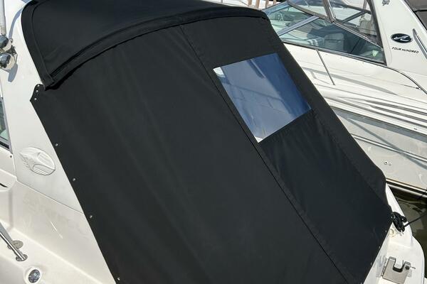 33ft Sea Ray Yacht For Sale