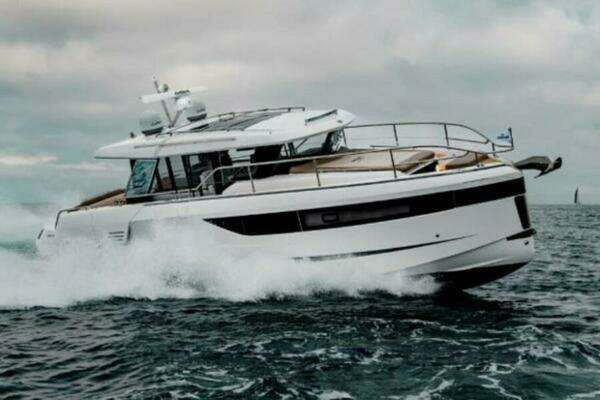 43-ft-Wellcraft-2026-44 Explorer- Fort Lauderdale Florida United States  yacht for sale
