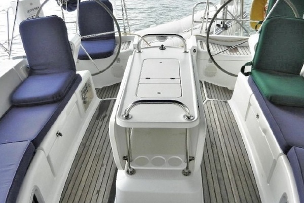 Kolibri 45ft Jeanneau Yacht For Sale