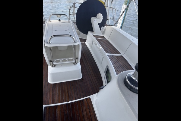 Kolibri 45ft Jeanneau Yacht For Sale